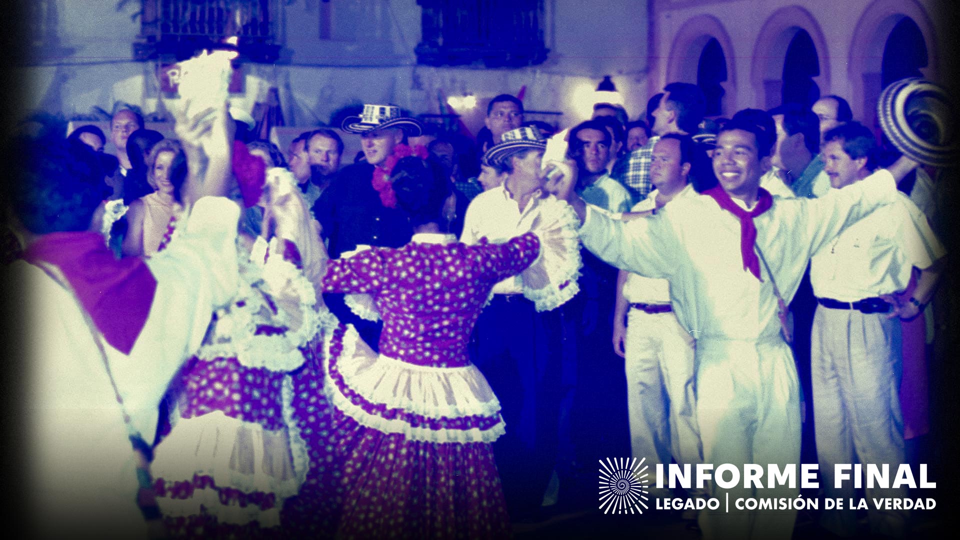 Bailarines en visita de Bill Clinton a Cartagena